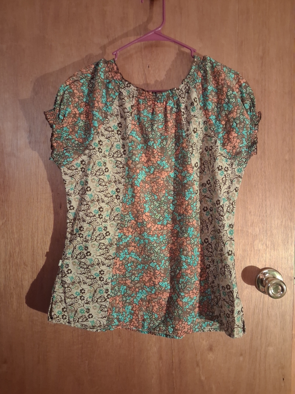 healing hands Teal & Brown Floral Short-Sleeve Peasant Scrub Top - Picture 2 of 2